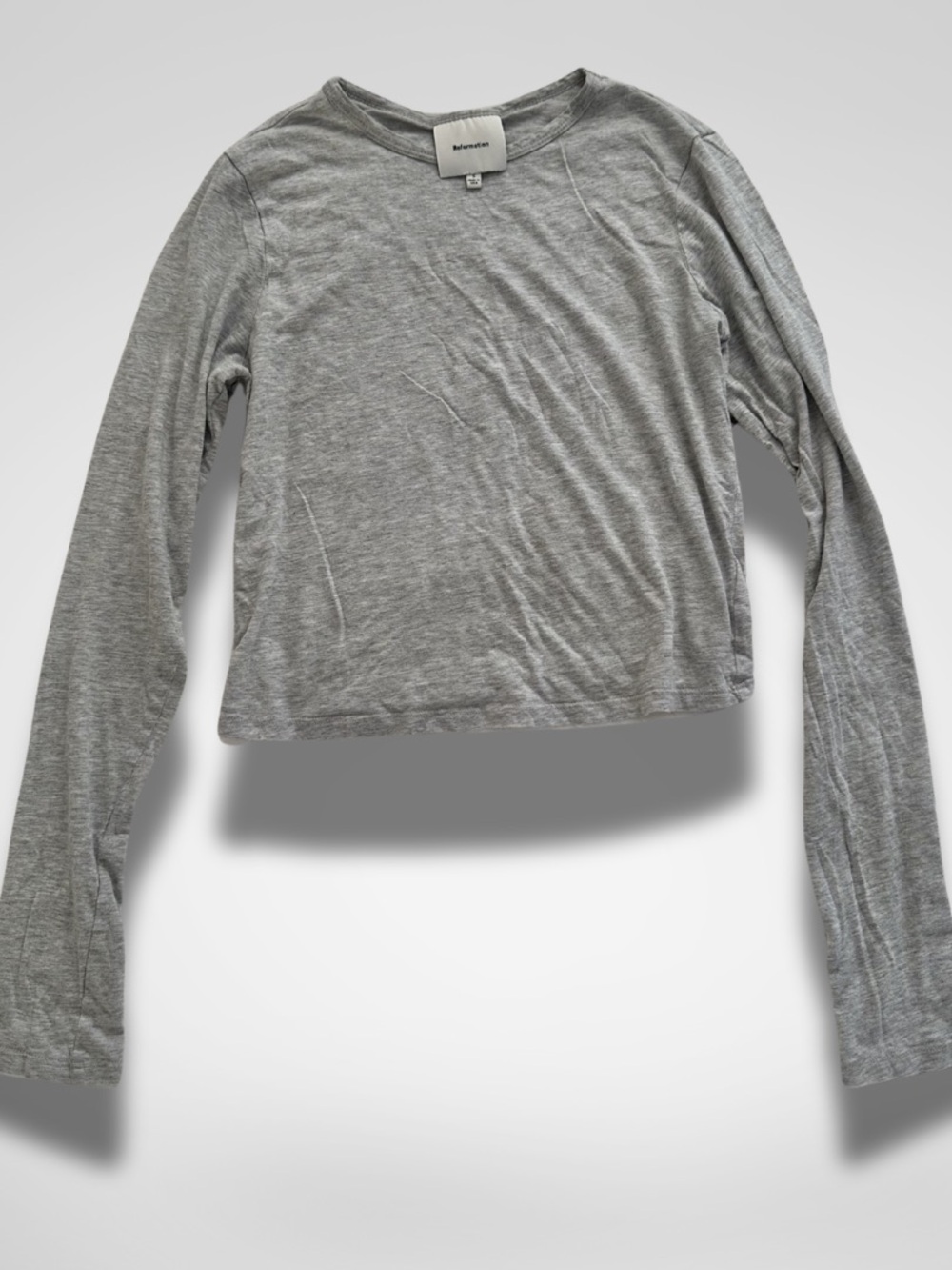 Reformation Ezra Slim Fit Long Sleeve in Heather Gray